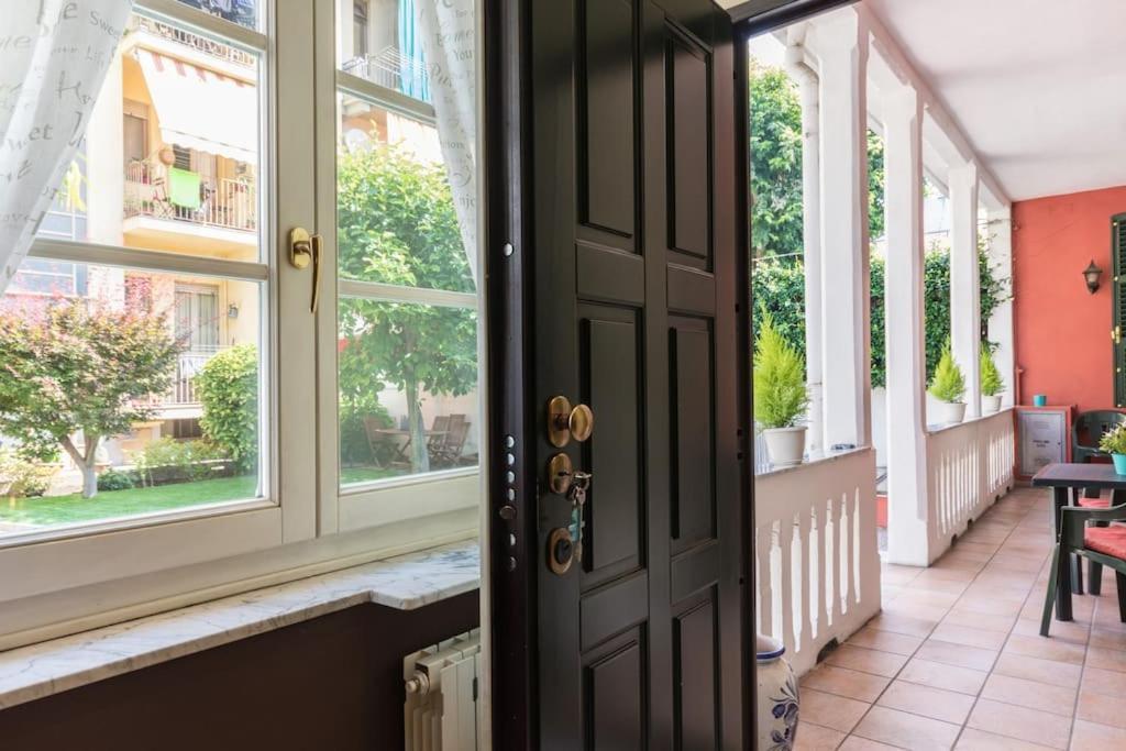 At Home 128 : Little Garden In The City Turin Exteriör bild
